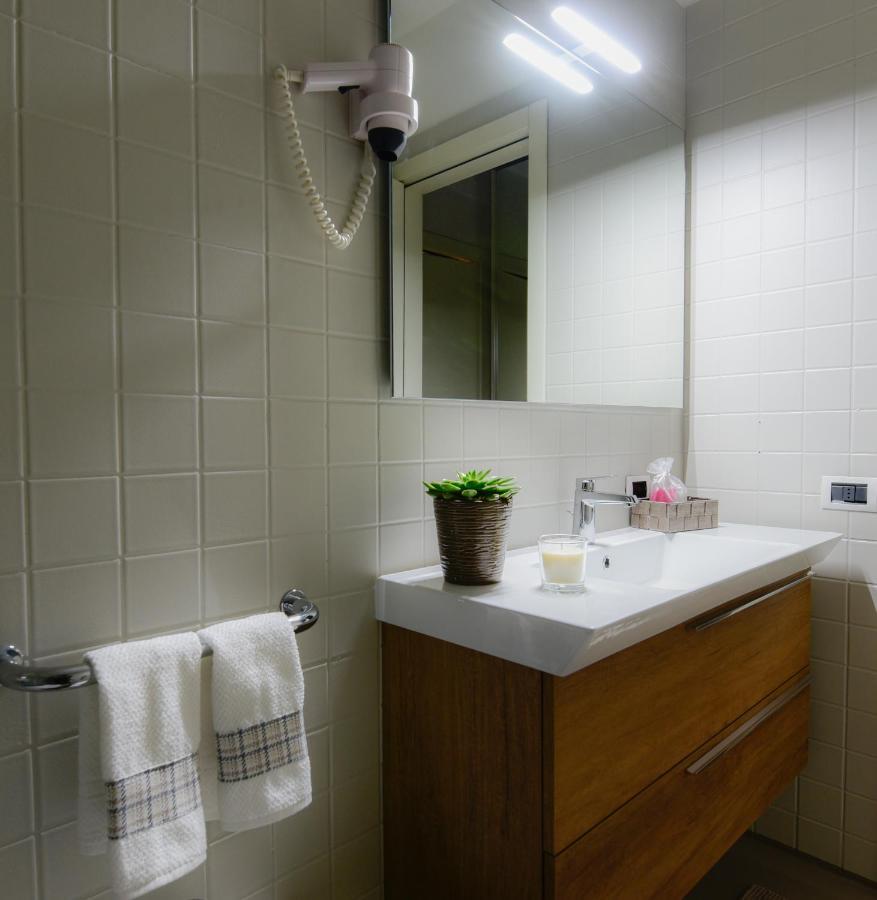 Golf Hotel Castelconturbia Agrate Conturbia Ngoại thất bức ảnh